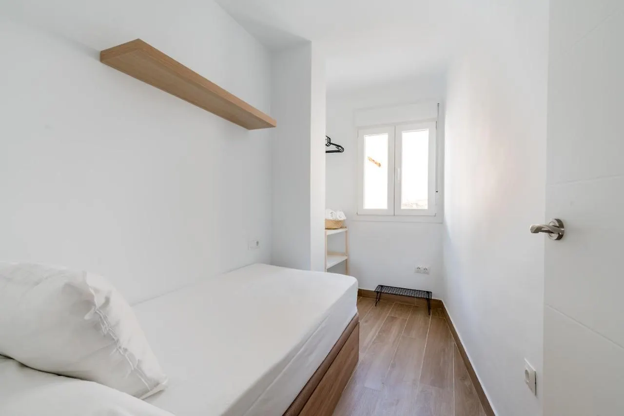 Holi-Rent Pureza Apartment Seville Spain